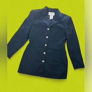 Vintage 80’s Black Evan Picone blazer w/ beautiful gold metal buttons with crest